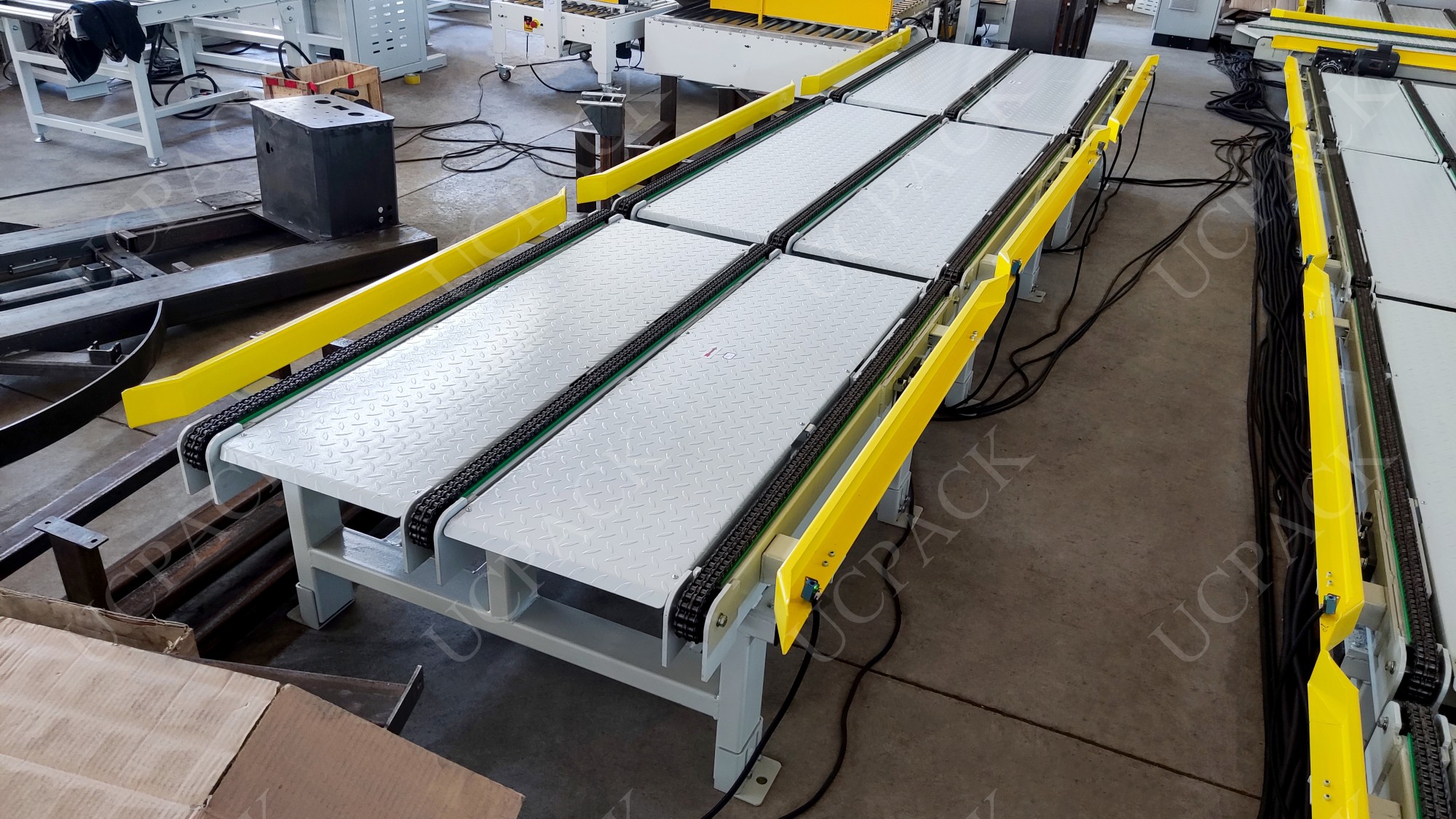 UCTC-90 Chain Rotating Turntable Conveyor