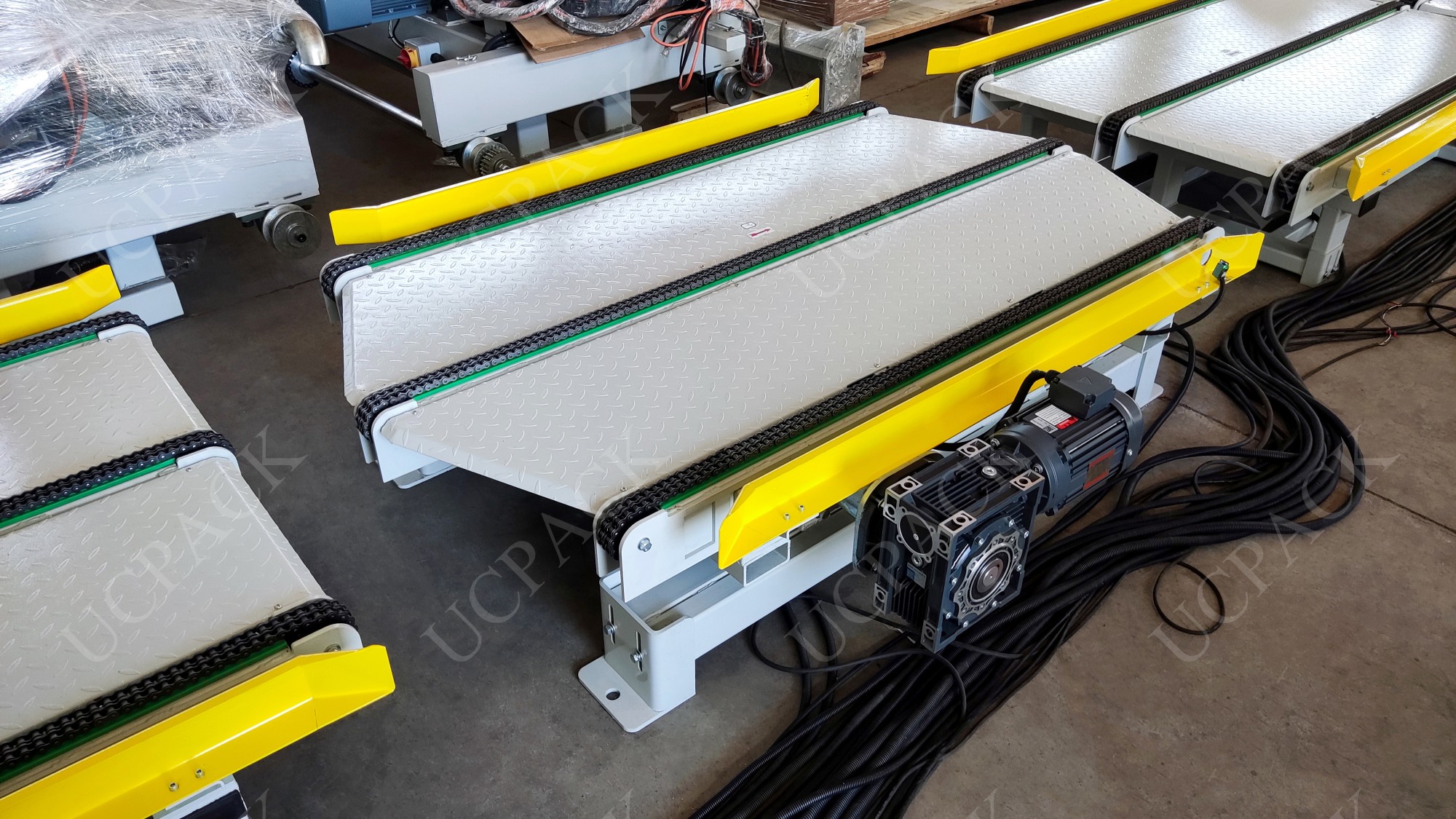 UCTC-90 Chain Rotating Turntable Conveyor