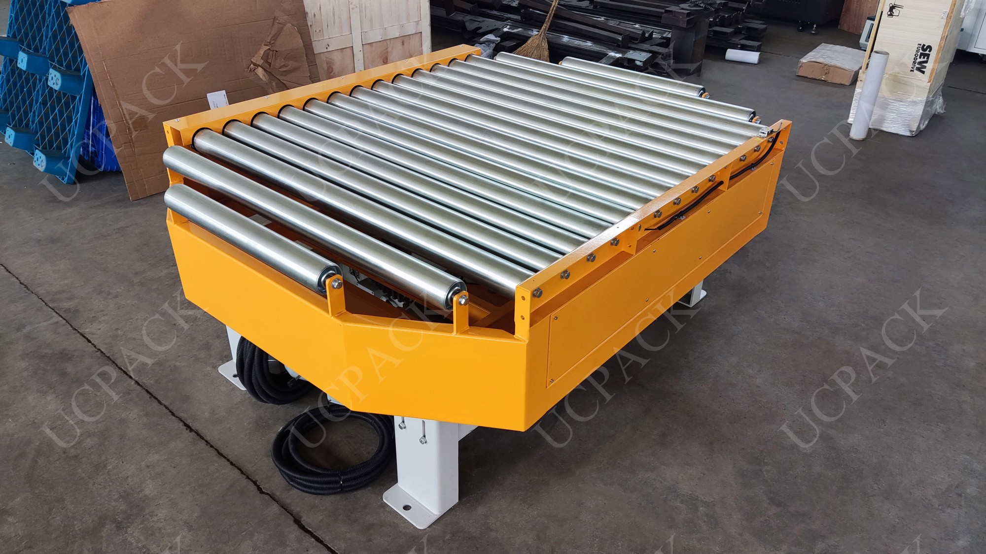 URTC-90 Driven Roller Rotating Turntable Conveyor