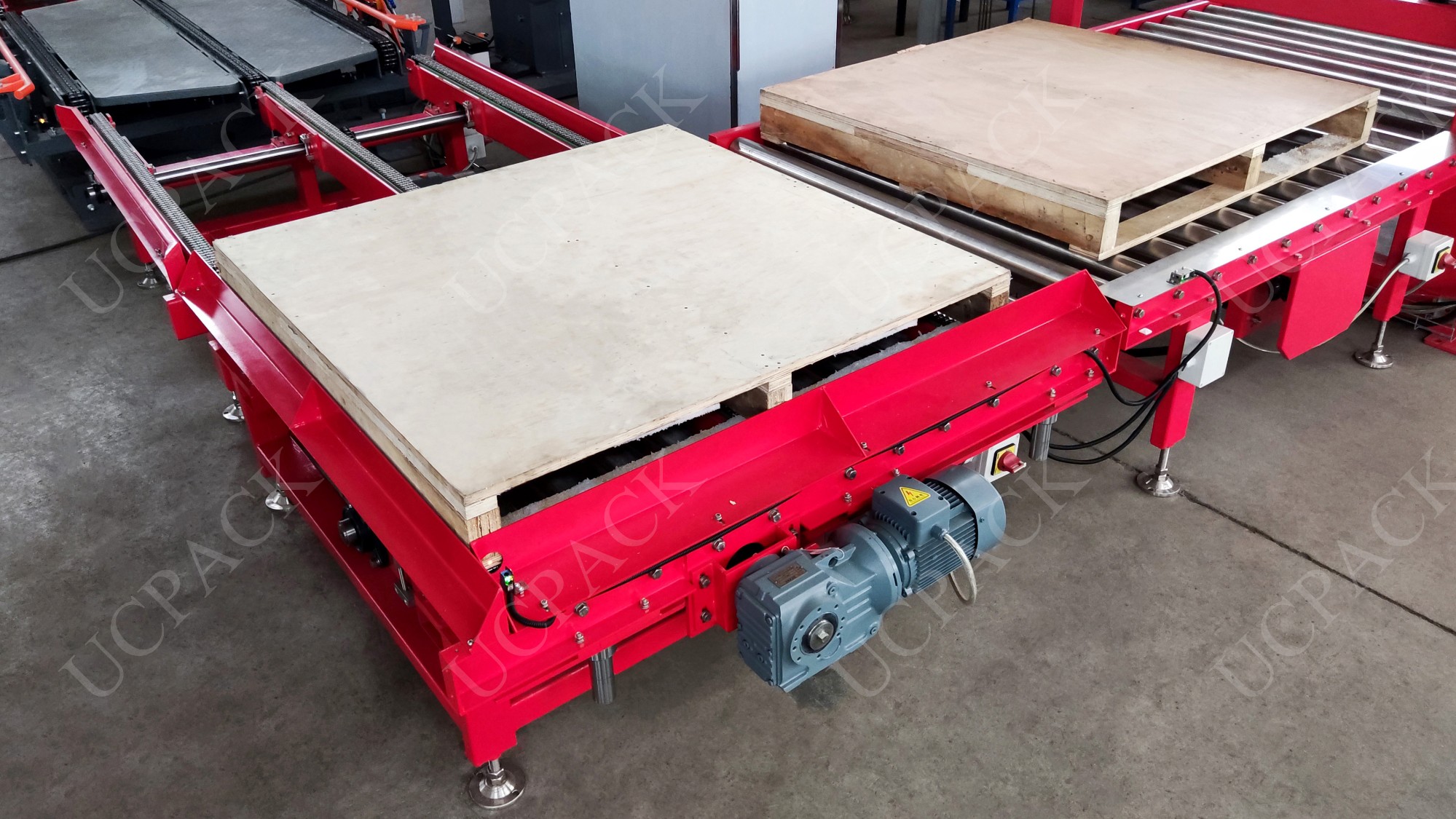 URTS-900 Right Angle Pop Up Roller Transfer Conveyor